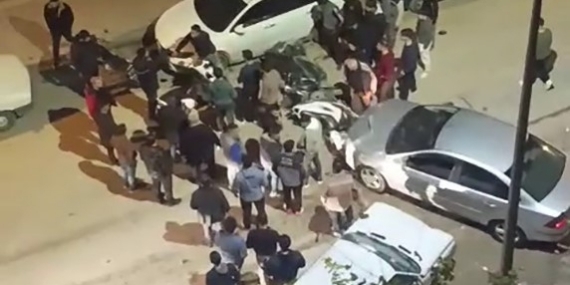 Kontrolden çıkan araç 4 otomobil ve 3 motosiklete çarpıştı