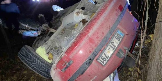 Kontrolden çıkan otomobil kayısı bahçesine uçtu: 1 yaralı