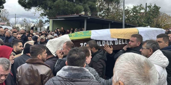 Kozlu’da bıçaklı olayda hayatını kaybeden Murat Yangun toprağa verildi