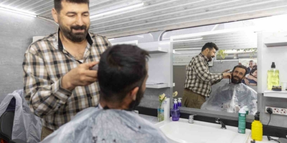 Kuaför ayağa geldi, vatandaş rahatladı