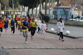 Kula’da Atatürk Kır Koşusu düzenlendi