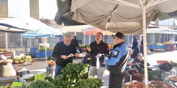 Kütahya Emniyeti’nden semt pazarlarında güvenlik bilgilendirmesi
