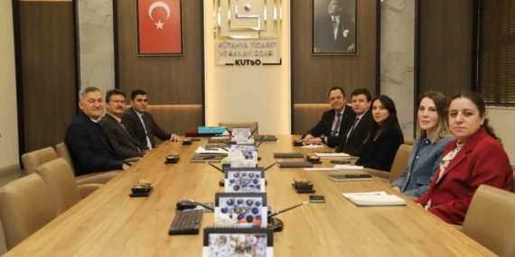 Kütahya’da mesleki eğitimin geliştirilmesine yönelik istişare toplantısı