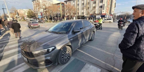 Kütahya’da otomobil ile motosiklet çarpıştı: 1 yaralı