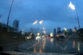 Maltepe’de minibüsün devrildiği anlar kamerada