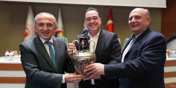 Manisa TSO Başkan Dutlulu’yu ağırladı