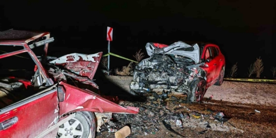 Manisa’da feci kaza: Aynı aileden 3 kişi hayatını kaybetti