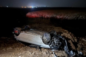 Mardin’de tır otomobille çarpıştı: 2 yaralı