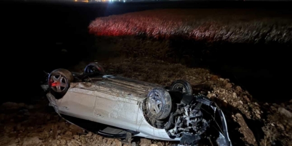 Mardin’de tır otomobille çarpıştı: 2 yaralı