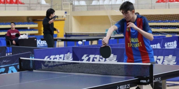 Masa Tenisi Gençler İl Birinciliği Müsabakaları sona erdi