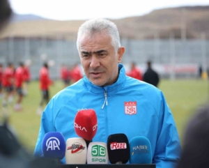 Mehmet Altıparmak, "Üst sıralarda yer almak istiyoruz"