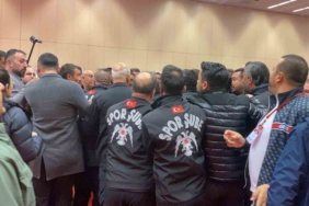 Mehmet Kaya adaylıktan çekildi