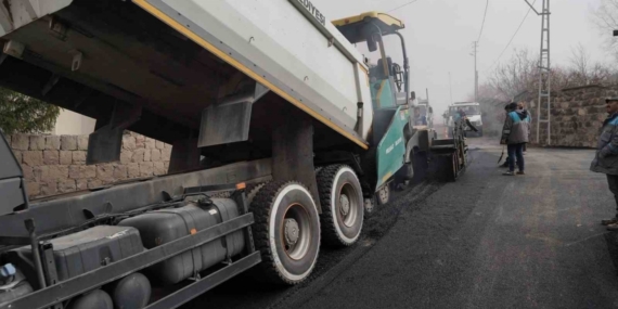 Melikgazi Belediyesi, yol çalışmaları ile ulaşımı daha konforlu hale getiriyor