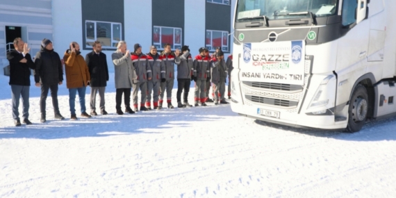 Melikgazi’nin yardım tırı dualarla Gazze’ye uğurlandı