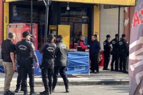 Mersin’de dehşet: Önce anne oğulu ardından büfeciyi öldürdü