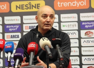 Metin İlhan: "Lider geldik, lider gidiyoruz, fazla bir şey kaybetmedik"