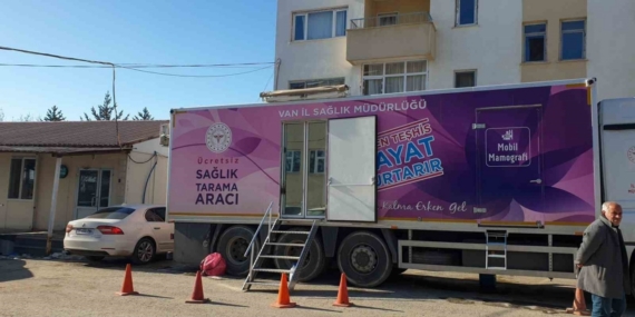 Mobil kanser tarama aracı Başkale’de