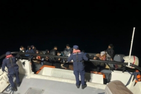 Motor arızası nedeniyle sürüklendiler