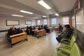 Müdür Kilitci: "Velilerin bilinçli tutumu öğrencilerin başarısında önemli rol oynamaktadır"