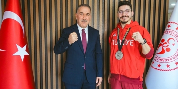 Müdür Yığmatepe, dünya ikincisi milli sporcuyu ağırladı