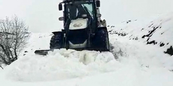 Muş’ta kar ve tipi nedeniyle kapanan 26 yerleşim yeri ulaşıma açıldı