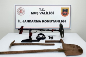 Muş’ta sit alanında kaçak kazı yapan 3 kişi yakalandı