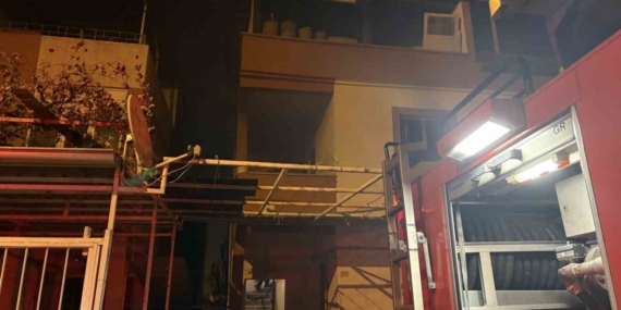 Mutfakta çıkan yangın korkuttu