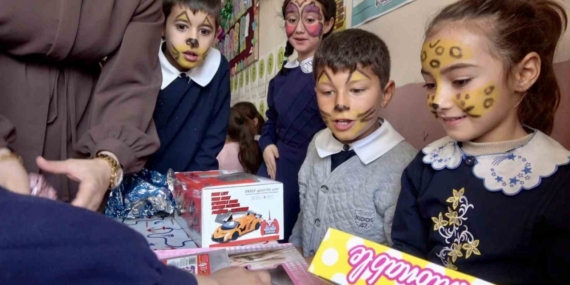 "Mutluluk Harekatı" ile binlerce çocuğun hayali gerçeğe dönüştü