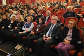 Nazilli’de Cumhuriyetin ilk kadın vekilleri konuşuldu