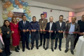 Nazilli’de öğretmenin 10 yıllık hayali kütüphaneye dönüştü