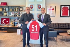 Niğde Belediye Başkanı Emrah Özdemir’den TFF’ye ziyaret