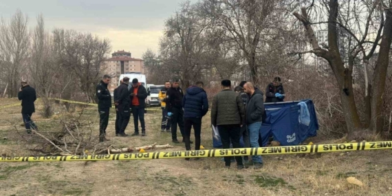 Niğde’de arazide erkek cesedi bulundu