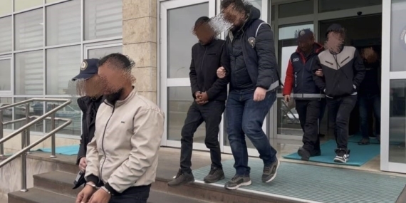 Niğde’de göçmen kaçakçılığı operasyonu: 2 tutuklama