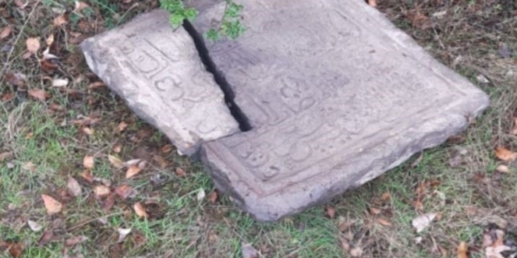 Niksar’da kayıp tarihi Cin Camii kitabesi bulundu