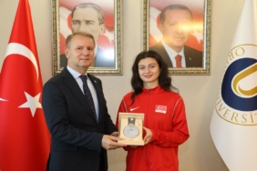 ODÜ’lü milli sporcu, dünya ikinciliği elde etti