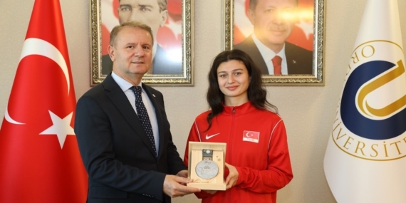 ODÜ’lü milli sporcu, dünya ikinciliği elde etti