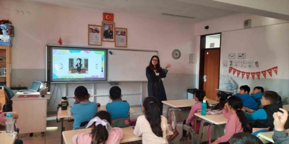 Öğrenciler avukatlık mesleğini tanıdı