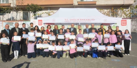 Ordu’da minik öğrenciler "sağlık elçisi" oluyor