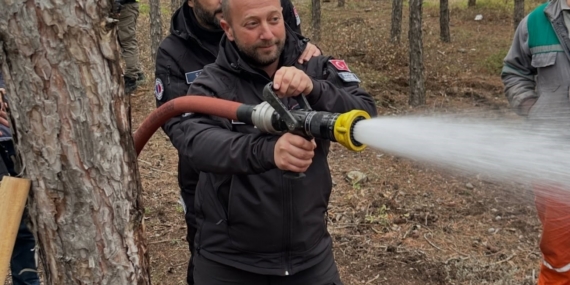 Orman yangınlarıyla mücadele gönüllüsü oldular