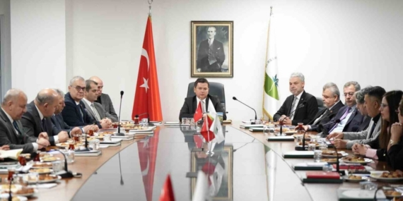 Osmangazi Belediyesi’nde yıl sonu değerlendirme toplantısı gerçekleştirildi