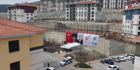 Osmaniye’de 221 deprem konutunun anahtarları teslim edildi