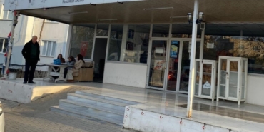 Osmaniye’de çaldıkları minibüsle 2 market soydular