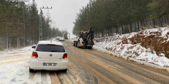 Osmaniye’de kar etkisini artırdı, 2 ilçede eğitime ara verildi