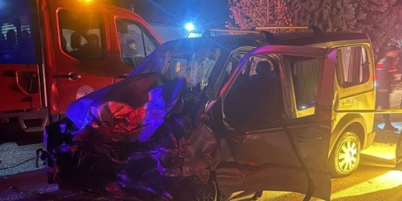 Osmaniye’de otomobil ile hafif ticari araç çarpıştı: 3 ölü, 2 yaralı