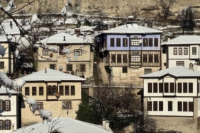 Osmanlı’nın parmak izi Safranbolu kar manzaralarıyla mest etti