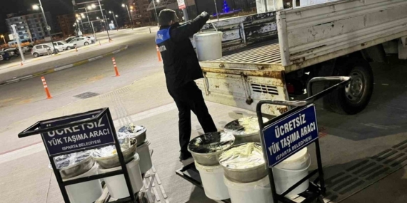 Otobüs bagajında satılmak üzere gönderilen yaprak, lahana sarma ve dolmalara el konuldu