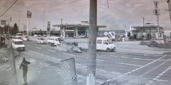 Otomobil ile elektrikli bisiklet çarpıştı: 1 ölü