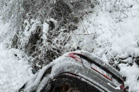 Otomobil kanala uçtu: 5’i çocuk 8 yaralı