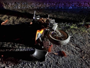 Otomobille çarpışan motosikletin sürücüsü ağır yaralandı