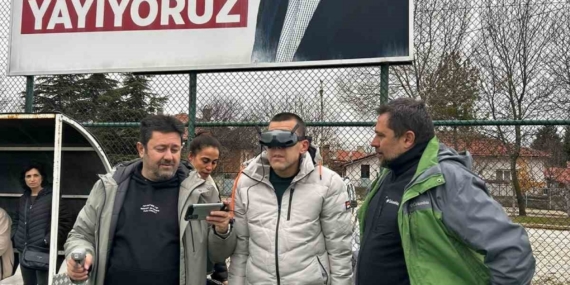 Özel bireyler uzmanlar eşliğinde dron uçurmayı deneyimledi